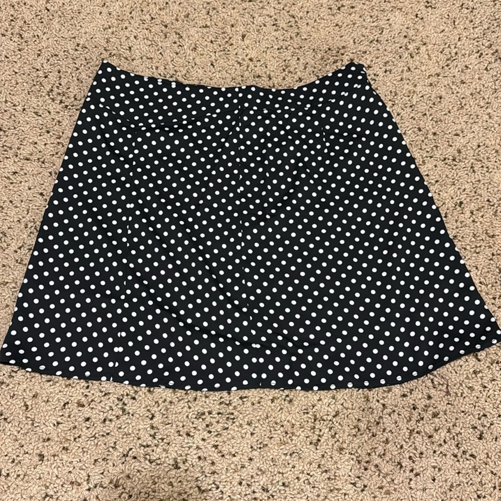 Flirty BCBGMaxAzria Polka Dot Skirt-10 NWT